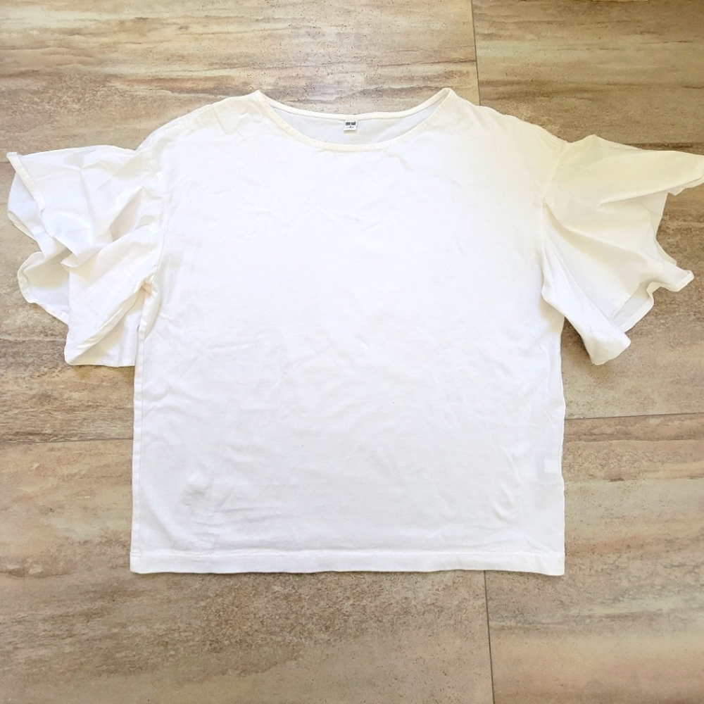 Uniqlo 100 % cotton T shirts